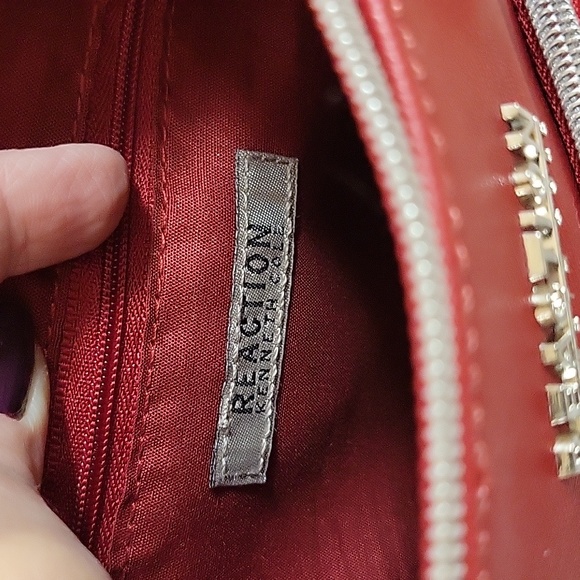 Kenneth Cole Reaction NWT Crossbody, Red - Picture 6 of 9